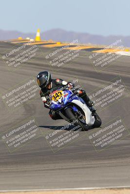 media/Oct-08-2023-CVMA (Sun) [[dbfe88ae3c]]/Race 3 Amateur Supersport Middleweight/